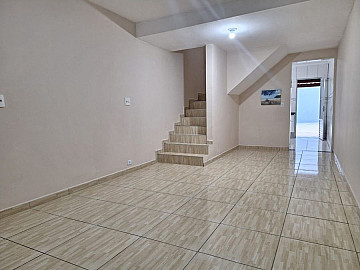 Sobrado � Venda