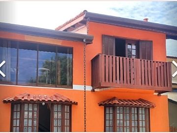 Sobrado em Condom�nio � Venda